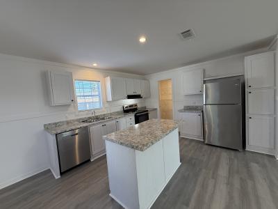 Photo 4 of 20 of home located at 1654 Clearwater Largo Road, #708 Clearwater, FL 33756