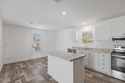 Photo 5 of 20 of home located at 1654 Clearwater Largo Road, #708 Clearwater, FL 33756