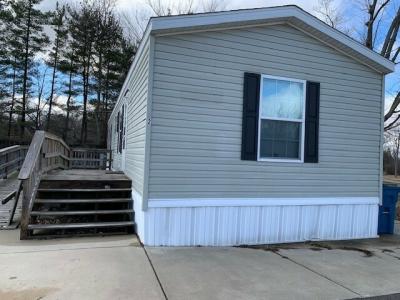 Mobile Home at 2 Kris Dr Bloomington, IL 61704