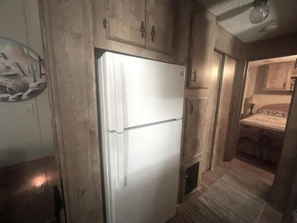 1986 Cavco Manufactured Home