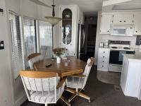 1985 Oaks Manufactured Home