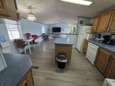 Photo 4 of 14 of home located at 175 N Michigan Ave Lot #99 Coldwater, MI 49036