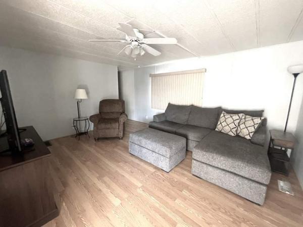 1976 Skyline Manufactured Home