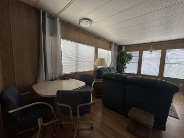 1984 Sundowner Manufactured Home