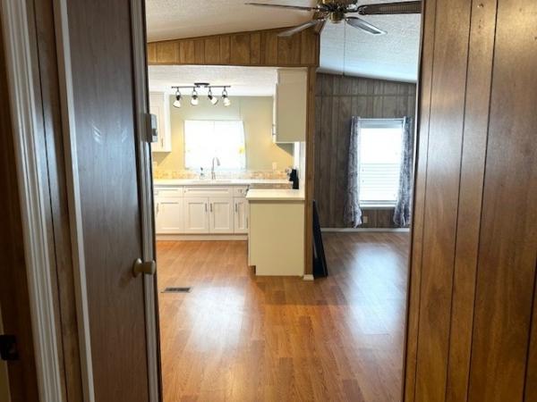 1985 CORO Manufactured Home