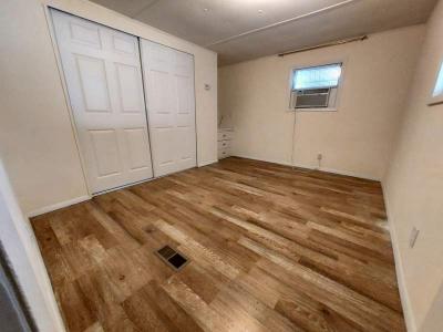 Photo 5 of 44 of home located at 5200 28th Street North, #330 Saint Petersburg, FL 33714