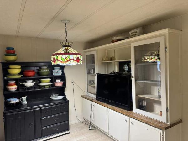 1979 Canyon Crest Manufactured Home