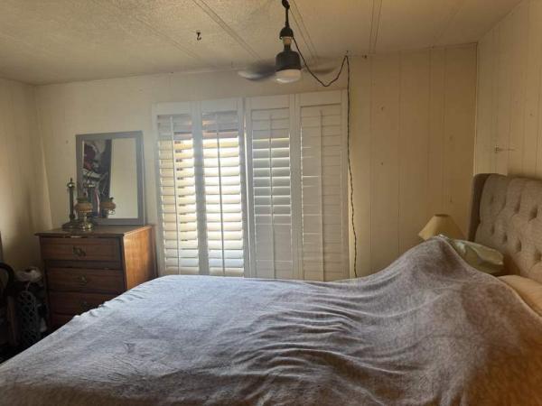 1979 Canyon Crest Manufactured Home