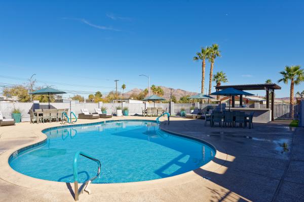 1979 Canyon Crest Manufactured Home