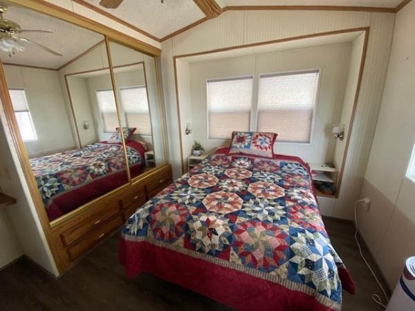 1989 Schult Manufactured Home