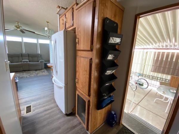 1989 Schult Manufactured Home