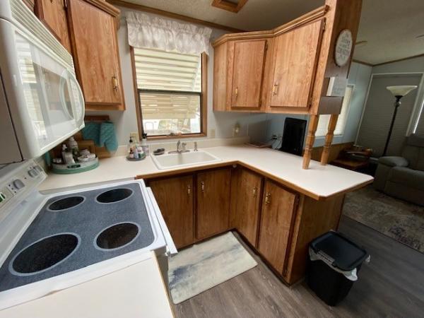 1989 Schult Manufactured Home