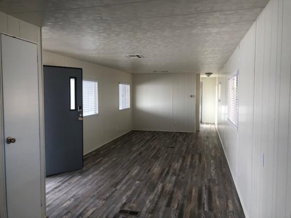 1974 Schult Manufactured Home