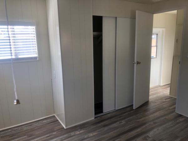 1974 Schult Manufactured Home