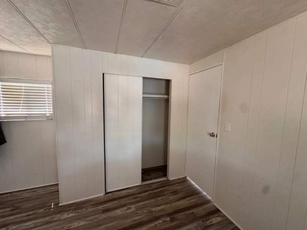 1974 Schult Manufactured Home