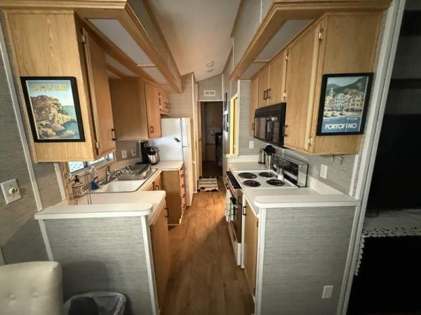 1993 Cavco Manufactured Home