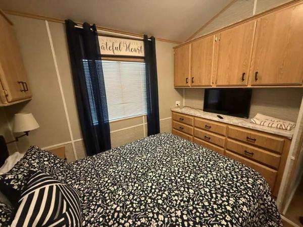 1993 Cavco Manufactured Home