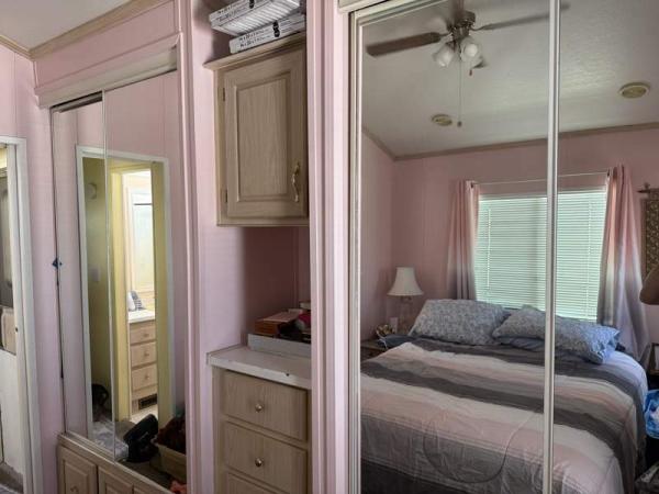 1994 Champion Manufactured Home