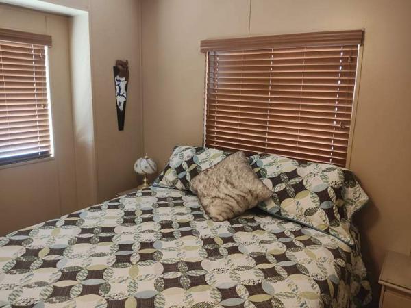 1990 Redman Manufactured Home