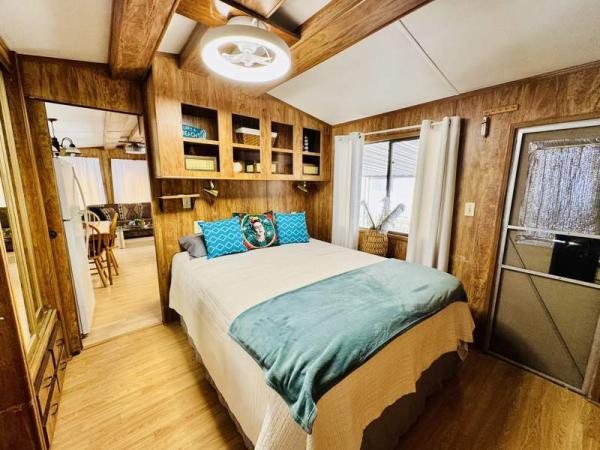 1984 Villa Manufactured Home