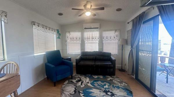 1988 Cavco Manufactured Home