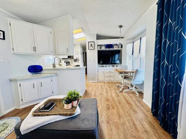 1991 Cavco Manufactured Home