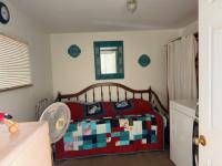 1985 Phoenix Manufactured Home