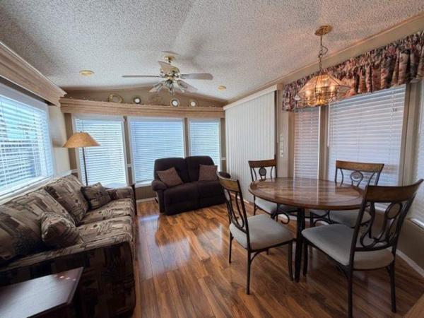 1992 Cavco Manufactured Home