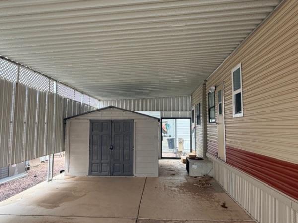 1990 Castle Manufactured Home