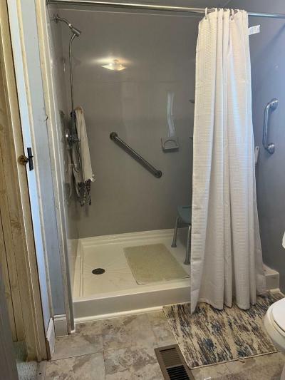 Photo 5 of 8 of home located at 756 Mahogany Dr. Casselberry, FL 32707