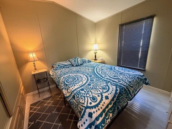 1991 Skyline Manufactured Home