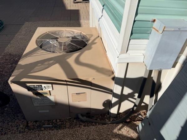 1998 Fleetwood Manufactured Home