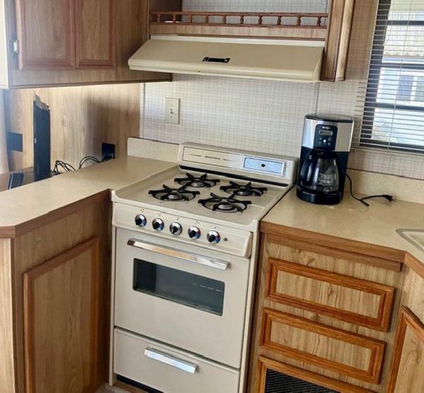 1985 Unknown Manufactured Home