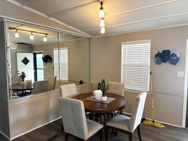 1985 Broo Manufactured Home