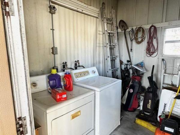 1985 Broo Manufactured Home