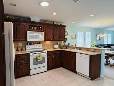 Photo 3 of 19 of home located at 165 Flora Lane Vero Beach, FL 32960