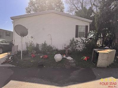 Mobile Home at 244 Lakeside Garden Circle Lake Wales, FL 33859