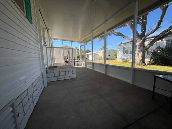 2004 Fleetwood Manufactured Home