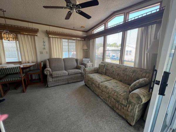 1991 TAHO Manufactured Home