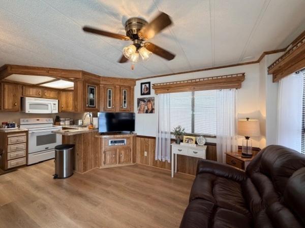 1986 OakP Manufactured Home