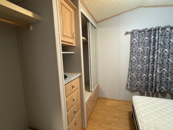 1992 Skyline Manufactured Home