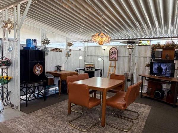 1983 Villa Manufactured Home