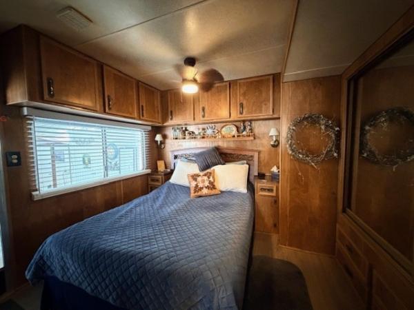 1983 Villa Manufactured Home
