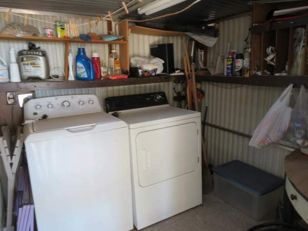 1987 Skyline Manufactured Home