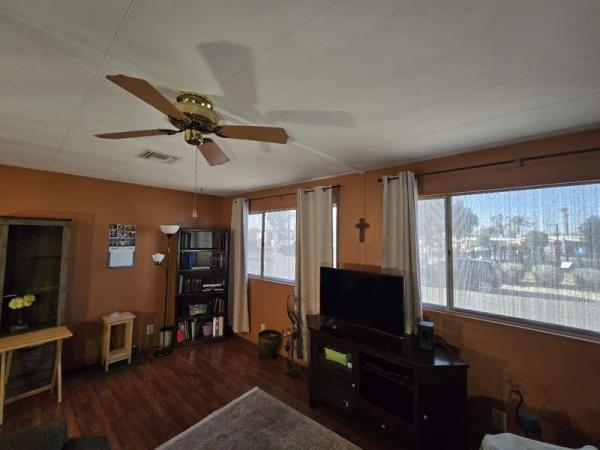 1971 Golden Manor Manufactured Home