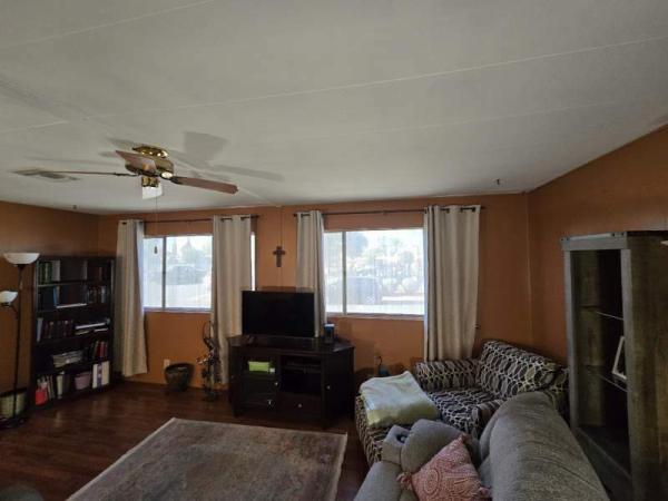 1971 Golden Manor Manufactured Home