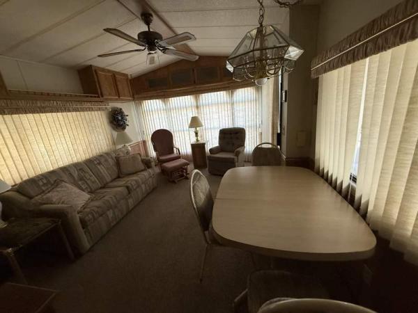 1991 TAHO Manufactured Home