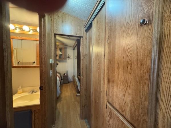 1987 Scottsdale Manufactured Home
