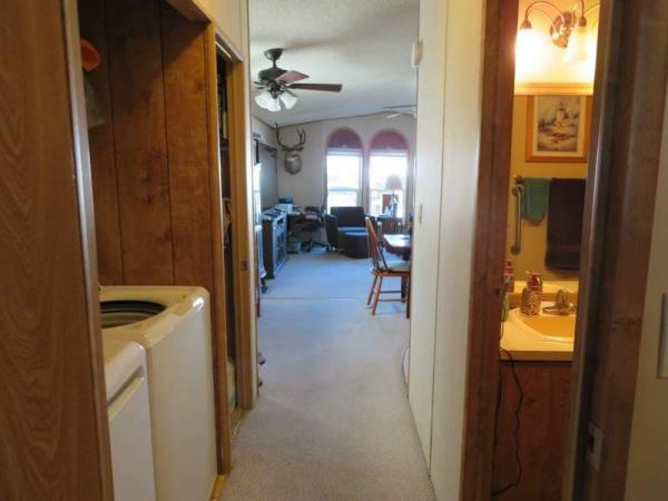 1987 Cavco Manufactured Home