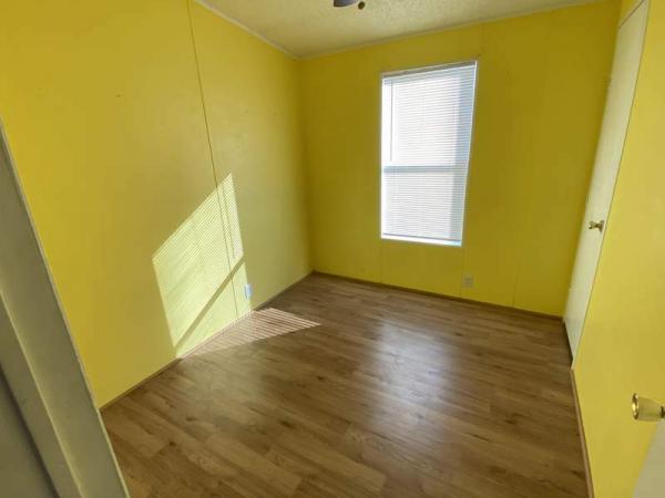 1998 Redman Manufactured Home